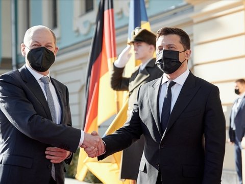 Şolts və Zelenski Zaporojye ilə bağlı razılığa gəldi 