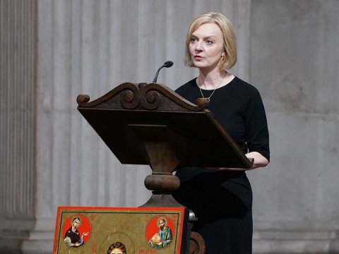 Trass Makronla danışıqlar apardı 