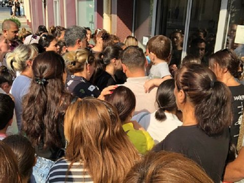 Günah direktorlardadır - BTE rəsmisi izdihamdan danışdı 