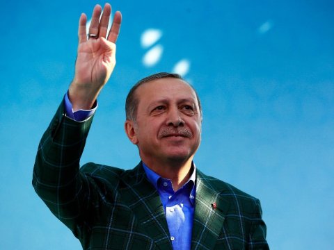 Türkiyə SEÇKİLƏRİ - Ərdoğana rəqib görünmür