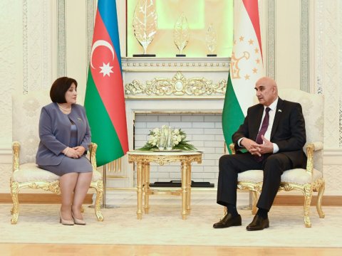 Spiker Tacikistanda daha bir görüş keçirdi