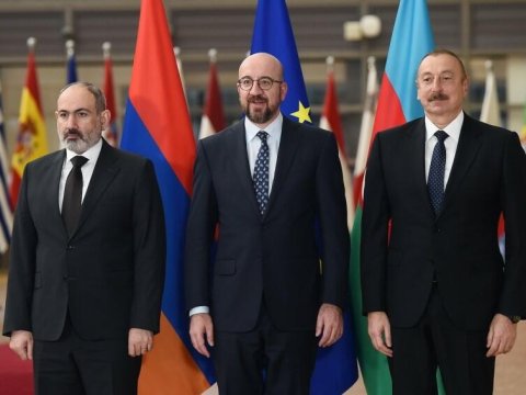 Şarl Mişel: “Paşinyan və Əliyevlə əlaqə saxlayıram”