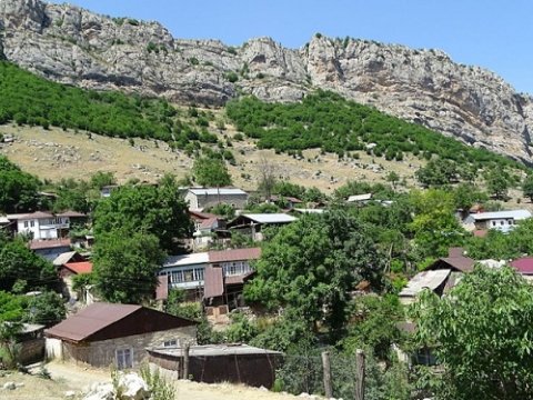 Sərhəd kəndlərindən 2750-yə yaxın erməni köçürülüb