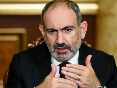Nikol “iki od arasında” qalıb - “Rusiya onu daha çox yandırır…”