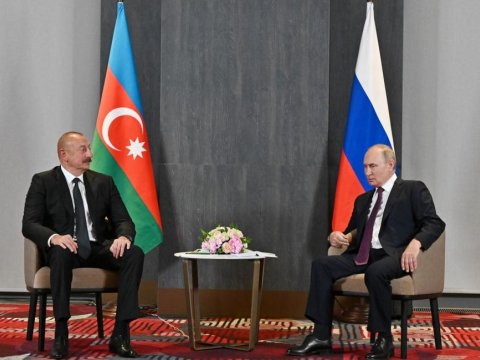 İlham Əliyev Putinlə sərhəddəki son hadisələri müzakirə edib - YENİLƏNİB