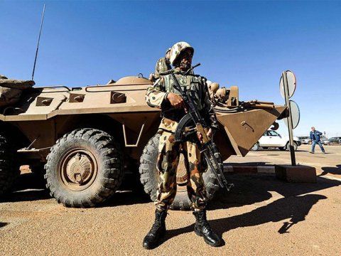 Bu ölkə Rusiyadan 7 milyardlıq silah almaq istəyir 