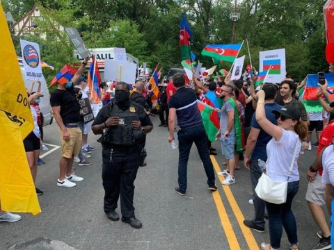 ABŞ-da Pelosiyə qarşı məktub kampaniyasına başlanıldı