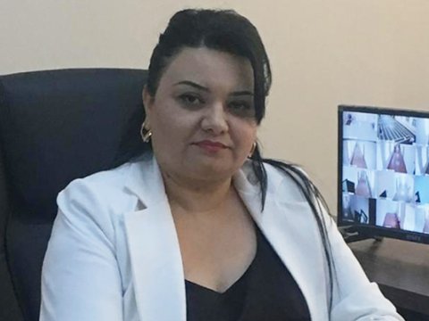 Qazi övladına kobud davranan direktor cəzalandırıldı