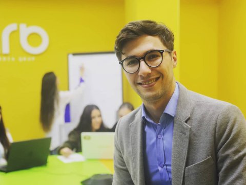 ARB-nin aparıcısına nazirlikdə vəzifə verildi