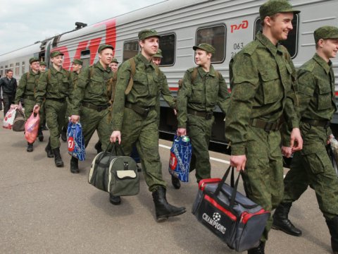 4 və daha çox uşağı olanlar səfərbərlikdən azaddır - Rusiyada TƏŞVİŞ