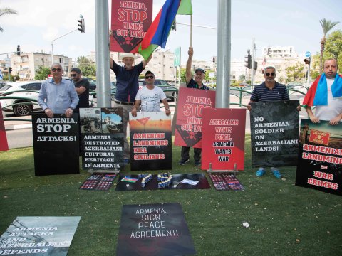 İsraildə erməni təxribatlarına etiraz edildi - FOTO