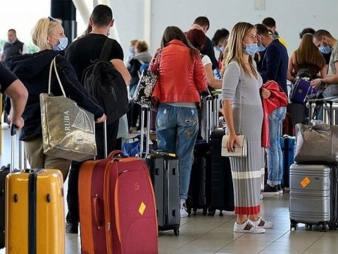 Qazaxıstana gedən rusların sayı kəskin ARTIB