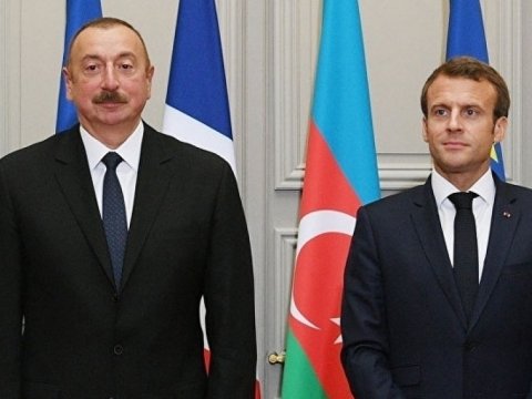 Makron İlham Əliyevə zəng etdi