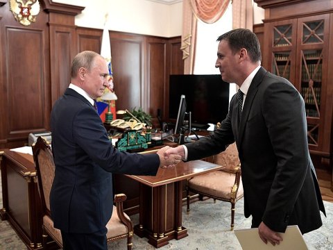 Putinin yerinə hazırlanan VARİS - Kremldə hakimiyyət SAVAŞI