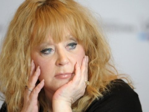 Alla Puqaçova Rusiyanı tərk etdi