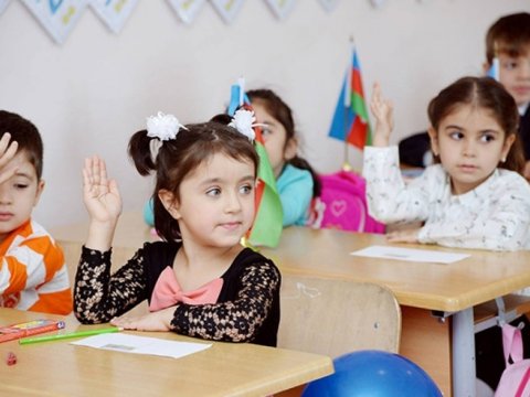 Məktəbəhazırlıq qruplarında dərslər BAŞLAYIR