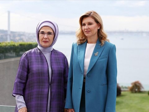 Türkiyə və Ukraynanın birinci xanımları görüşdü 