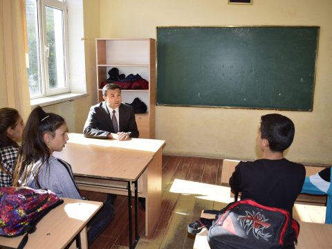 İcra başçısının yoxlama apardığı məktəb nəzarətə GÖTÜRÜLÜB