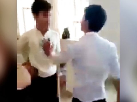 Şagirdin döyüldüyü məktəbin direktor əvəzi işdən çıxarıldı