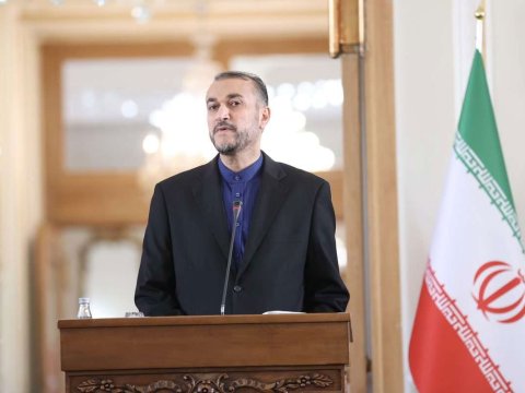 İran Rusiyaya silah satmayıb - Nazir təkzib etdi