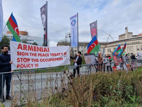 Ermənistan səfirliyi qarşısında etiraz AKSİYASI