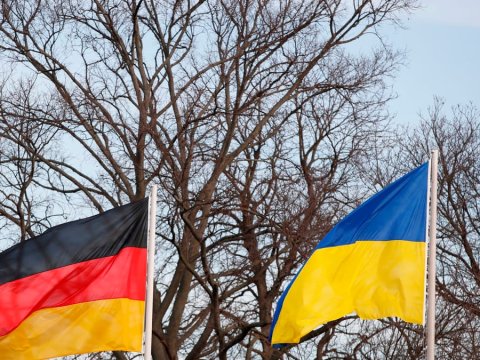 Almaniya Ukraynaya qış texnikası göndərəcək 