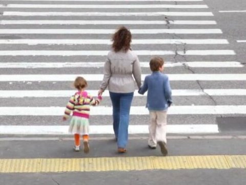 Qəzada ölən müəllimin uşaqlarının SON VƏZİYYƏTİ