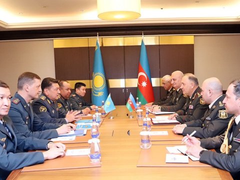 Kərim Vəliyev qazaxıstanlı həmkarı ilə görüşdü