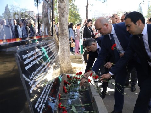Gəncə Dövlət Universitetinin kollektivi terror ərazisini ziyarət edib