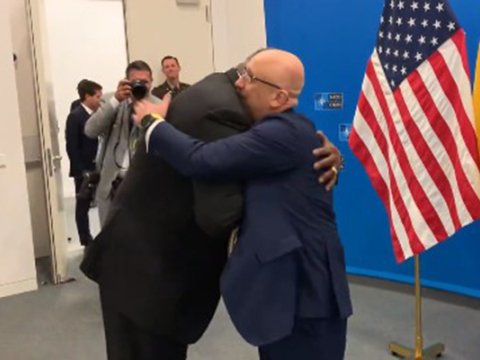 ABŞ və Ukrayna müdafiə nazirləri görüşdü