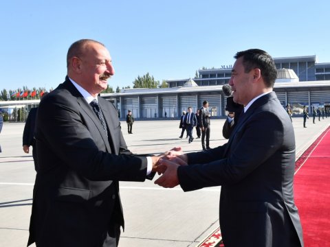 İlham Əliyevin Qırğızıstana səfəri başa çatdı - FOTO