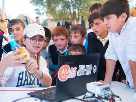 Qızlar Gününə həsr olunmuş kampaniya başa çatdı