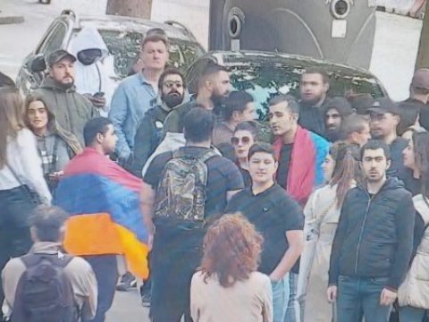 Azərbaycan səfirlikləri təhlükə ilə ÜZ-ÜZƏ