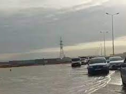 Su basan yola Mülki müdafiə qoşunları cəlb olundu