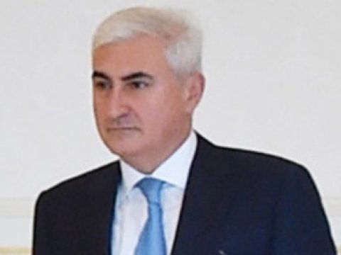 Administrasiyadan səfir postuna göndərilən Elçin Bağırov kimdir? - DOSYE