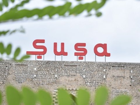 Niderlandlı yazıçı: “Şuşa səfəri mənim üçün vacib idi”