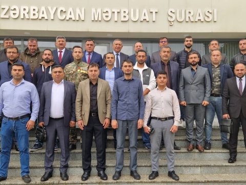 Vətən Müharibəsinin iştirakçısı olmuş jurnalistlərlə görüş keçirildi