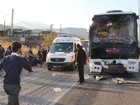 Türkiyədə ağır qəza - 24 nəfər yaralandı