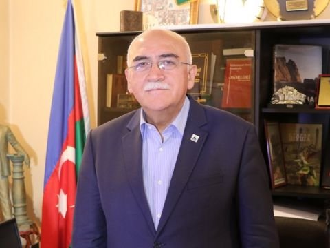 İsa Qəmbər Müsavat başqanı olmaq istəmir - AÇIQLAMA