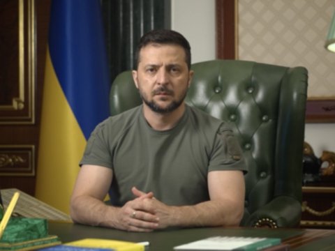 Zelenski rus biznesmenlərə qarşı sanksiyaları TƏSDİQLƏDİ