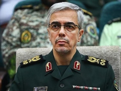 Britaniya üç iranlı generala sanksiya tətbiq etdi