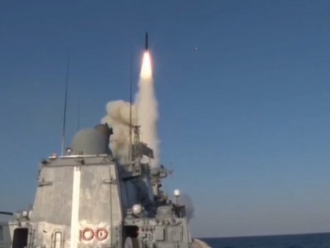 Ruslar Zaporojyeyə raket atıb