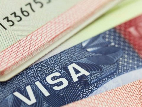 Diplomatik pasportu olanlar bu ölkəyə vizasız gedəcəklər