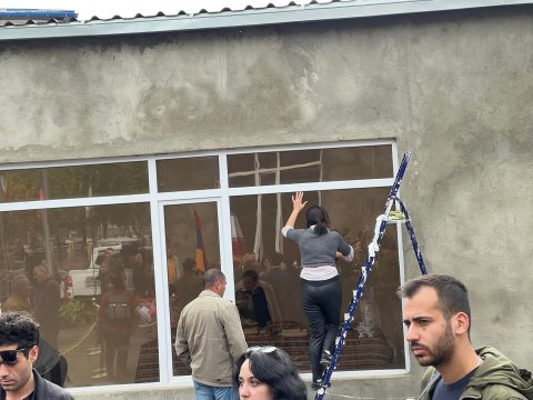 Zəngəzurda İrana layiq konsulluq – Gülüş doğuran FOTOLAR
