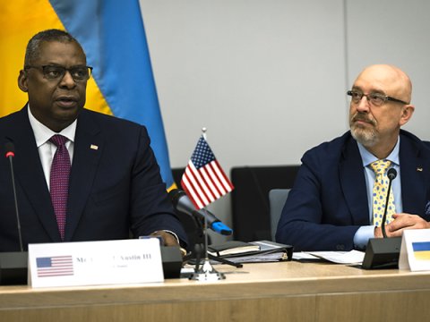 Nazir Şoyqudan sonra Reznikova zəng vurdu 