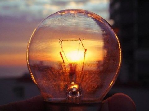 Ukraynada 1,5 milyon insan işıqsız qaldı