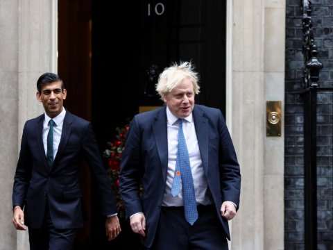 Boris Conson rəqibi ilə görüşəcək