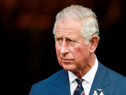 III Çarlz iki illik səfərə çıxır - Tarixdə ilk dəfə