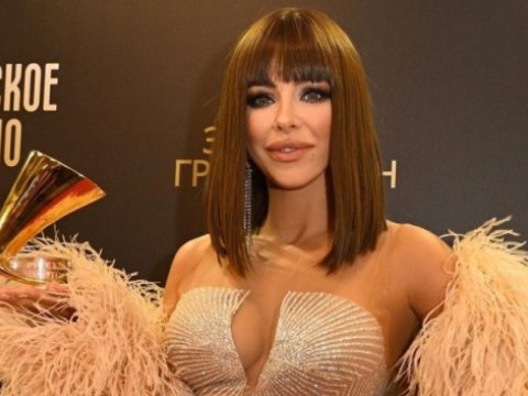 Məşhur müğənnidən ukraynalıları qəzəbləndirən İFA