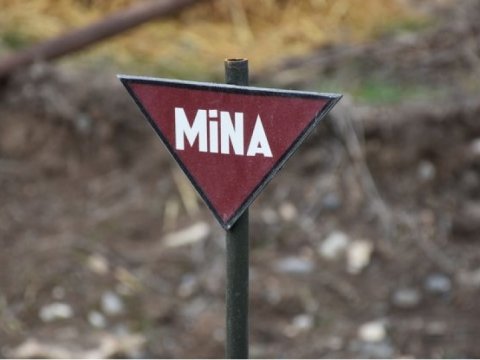 26 yaşlı gənc minaya düşdü, hər iki ayağını itirdi